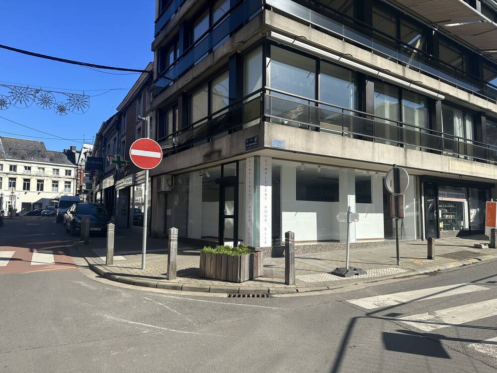 Commerce à vendre à Waremme 4300 165000.00€ 0 chambres m² - annonce 127207