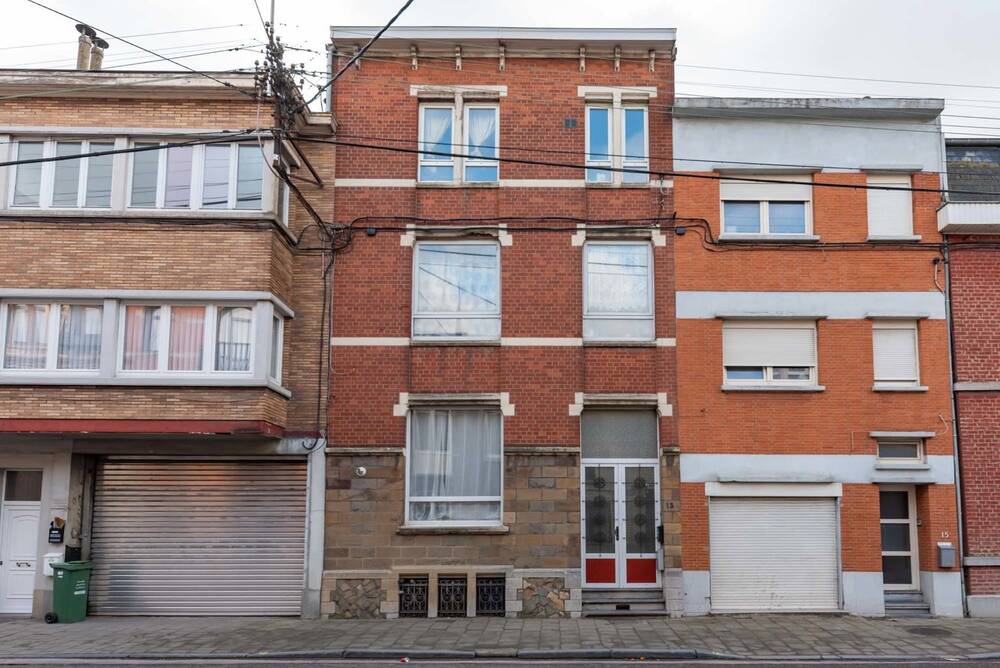 Maison à vendre à Jemeppe-sur-Meuse 4101 219000.00€ 6 chambres 200.00m² - annonce 152887