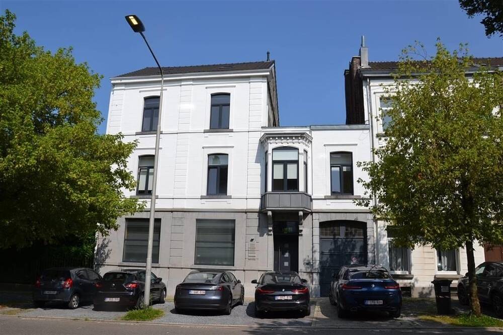 Commerce à louer à Verviers 4800 2750.00€  chambres m² - annonce 216094