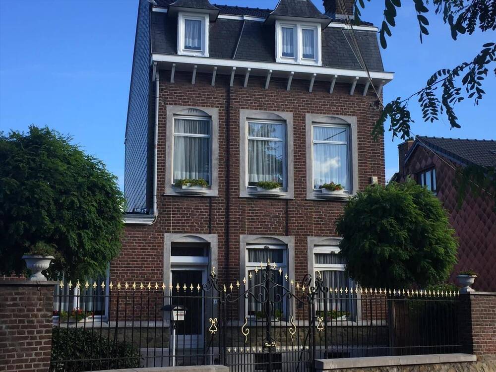 Maison à vendre à Haccourt 4684 330000.00€ 4 chambres 228.00m² - annonce 296759