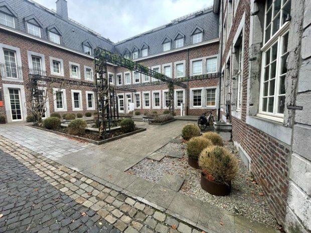 Commerce à louer à Eupen 4700 3500.00€  chambres m² - annonce 308781