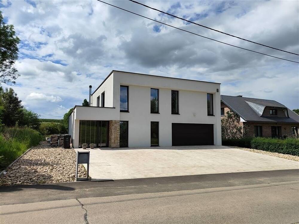 Villa à vendre à Oupeye 4680 650000.00€ 3 chambres 304.00m² - annonce 318543